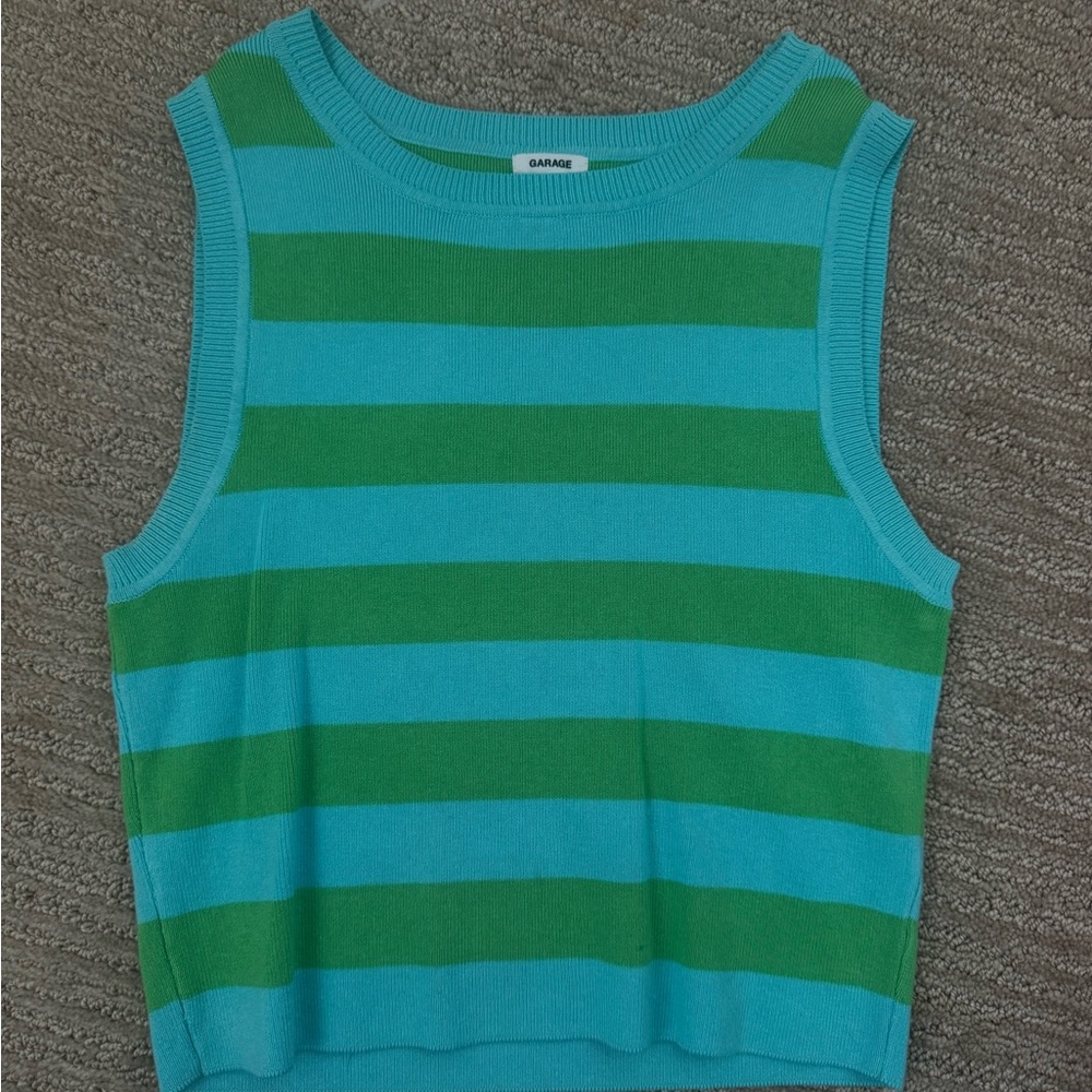 Garage, tank top size large